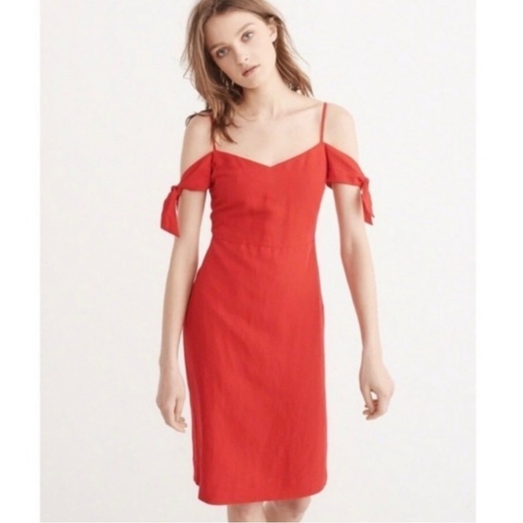 Abercrombie & Fitch Women’s Red Lined Dress Size 2 Off The Shoulders Cocktail - Picture 1 of 10